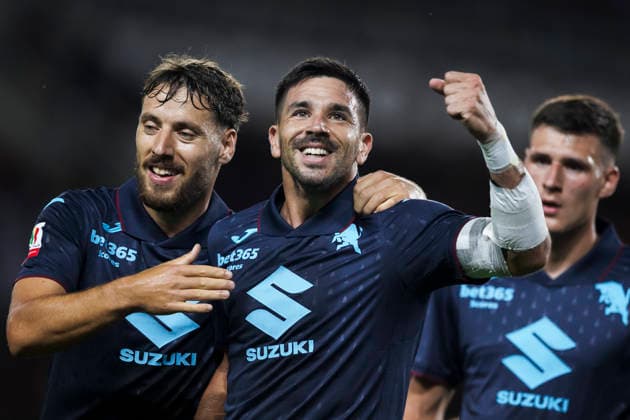 Torino FC v Carrarese Calcio - Coppa Italia Giovanni Simeone of Torino FC celebrates with Nikola Vlasic of Torino FC after scoring a goal during the Coppa Italia football match between Torino FC and Carrarese Calcio. Turin Italy Copyright: xNicolòxCampox