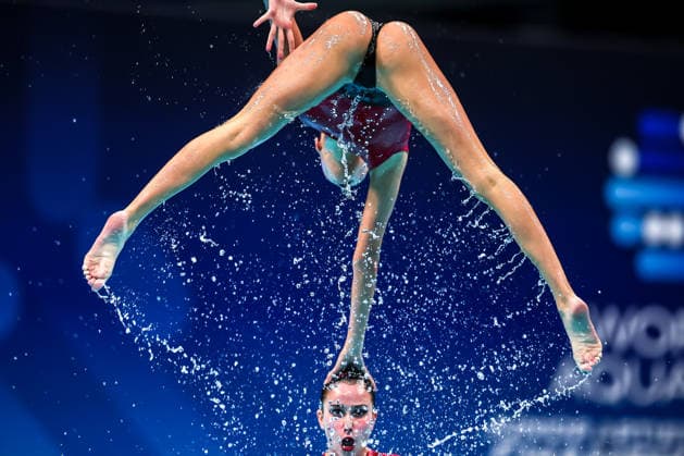 (260816) -- BUDAPEST, Aug. 16, 2026 -- Members of Team Spain perform during the Team Acrobatic Final of the World Aquatics Junior Artistic Swimming Championships in Budapest, Hungary, on Aug. 15, 2026. (Photo by Xinhua) (SP)HUNGARY-BUDAPEST-ARTISTIC SWIMMING-WORLD JUNIOR CHAMPIONSHIPS-TEAM ACROBATIC DavidxBalogh 