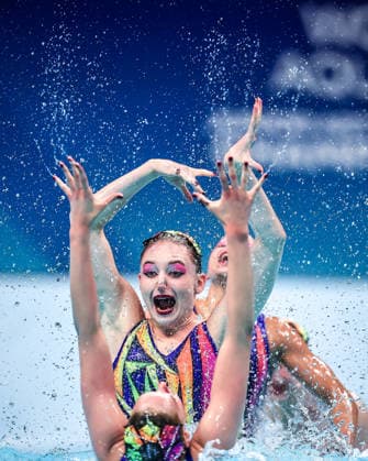 (260816) -- BUDAPEST, Aug. 16, 2026 -- Members of Team Belarus perform during the Team Acrobatic Final of the World Aquatics Junior Artistic Swimming Championships in Budapest, Hungary, on Aug. 15, 2026. (Photo by Xinhua) (SP)HUNGARY-BUDAPEST-ARTISTIC SWIMMING-WORLD JUNIOR CHAMPIONSHIPS-TEAM ACROBATIC DavidxBalogh 