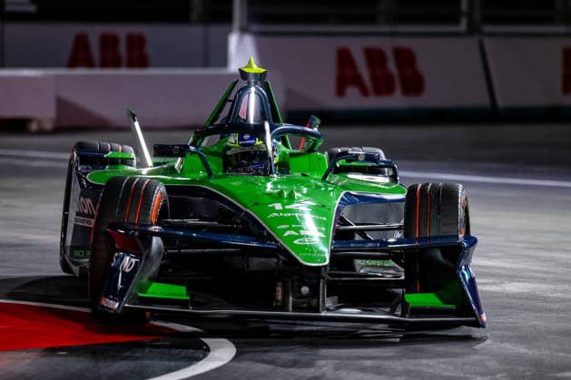 Joel Eriksson (Envision Racing, 14) drittes freies Training Free Practice 3, ABB FIA Formula E World Championship, WM, Weltmeisterschaft London e-Prix 2026, Vereinigtes Koenigreich, Saison 12 2025 26, Runde 17, 16.07.2026, ABB FIA Formula E World Championship, London e-Prix 2026, Vereinigtes Koenigreich, Saison 12 2025 26, Runde 17, 16.07.2026 London *** Joel Eriksson, Envision Racing, 14th in Free Practice 3, ABB FIA Formula E World Championship, 2026 London e-Prix, United Kingdom, Season 12 (2025–26), Round 17, July 16, 2026, ABB FIA Formula E World Championship, 2026 London ePrix, United Kingdom, Season 12 (2025–26), Round 17, July 16, 2026, London Copyright: xEibner-Pressefoto LauraxRoemerx EP_LRR