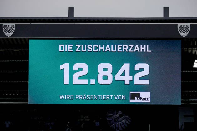 15.08.2026, xsscx, Fußball 3. Liga, Preußen Münster - FC Ingolstadt 04, 2. Spieltag, LVM-Preußenstadion, Saison 2026 2027: 12.842 Zuschauer im ausverkauften Stadion DFB regulations prohibit any use of photographs as image sequences and or quasi-video. Nordrhein-Westfalen Deutschland *** August 15, 2026, xsscx, Soccer 3rd Division, Preußen Münster vs. FC Ingolstadt 04, Matchday 2, LVM Preußenstadion, 2026–2027 season, 12,842 spectators in a sold-out stadium. DFB regulations prohibit any use of photographs as image sequences and or quasi-video. North Rhine-Westphalia, Germany