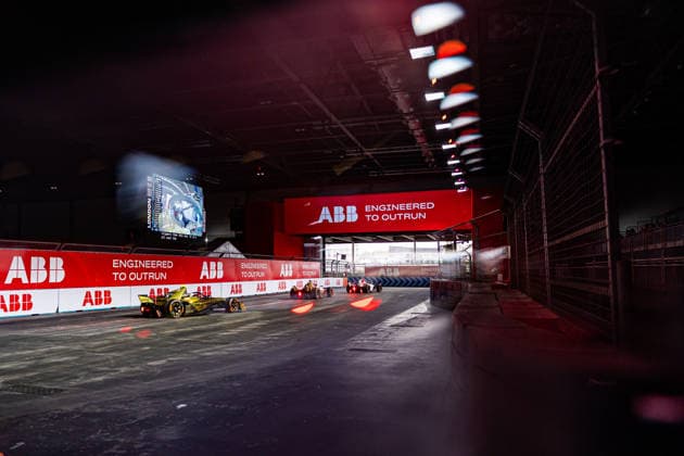 2026 FORMULA E LONDON ePRIX 07 GUNTHER Maximilian (ger), DS Penske, DS E-Tense FE25, action 77 BARNARD Taylor (gbr), DS Penske, DS E-Tense FE25, action during the London ePrix, 16th and 17th round of the 2025-26 ABB FIA Formula E World Championship, WM, Weltmeisterschaft on the ExCel London Circuit from August 14 to 16, 2026 in London, United Kingdom -  Copyright: xGERMAINxHAZARDx