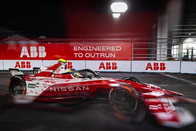 2026 FORMULA E LONDON ePRIX 01 ROWLAND Oliver (gbr), Nissan Formula E Team, Nissan e-4ORCE 05, action during the London ePrix, 16th and 17th round of the 2025-26 ABB FIA Formula E World Championship, WM, Weltmeisterschaft on the ExCel London Circuit from August 14 to 16, 2026 in London, United Kingdom -  Copyright: xGERMAINxHAZARDx