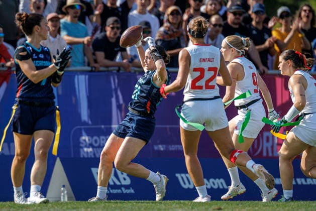 Placement Game for 1st - 8th Place Bracket Austria (AUT) vs. Germany (GER), Day 4 Women at IFAF Flag Football Championships Düsseldorf 2026, 16.08.2026 Duesseldorf, Germany - Aug. 16, 2026: Ellen Marie Riess (GER 21) during the Placement Game for 1st - 8th Place Bracket Match between Austria (AUT) vs. Germany (GER) on fourth day of the Women IFAF Flag Football World Championships at the Bezirkssportanlage Duesseldorf Garath *** Placement Game for 1st–8th Place Bracket: Austria (AUT) vs. Germany (GER), Day 4, Women’s Division at the IFAF Flag Football World Championships in Düsseldorf 2026, August 16, 2026, Düsseldorf, Germany, Aug. 16, 2026 Ellen Marie Riess (GER 21) during the placement game for 1st–8th place in the bracket between Austria (AUT) and Germany (GER) on the fourth day of the Women’s IFAF Flag Football World Championships at the Bezirkssportanlage Düsseldorf-Garath Copyright: xBEAUTIFULxSPORTS B.Hoffmannx