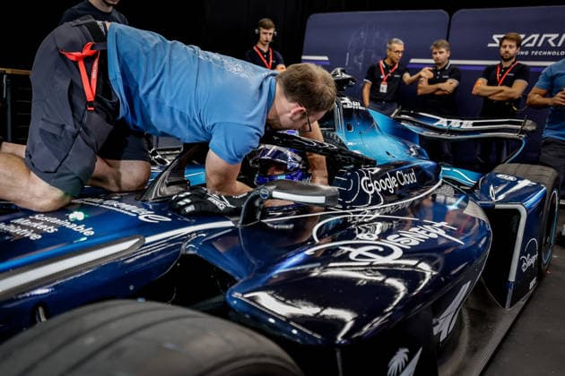 2026 FORMULA E LONDON ePRIX Formula E GEN4 test, action during the London ePrix, 16th and 17th round of the 2025-26 ABB FIA Formula E World Championship, WM, Weltmeisterschaft on the ExCel London Circuit from August 14 to 16, 2026 in London, United Kingdom - LondonUnited Kingdom  Copyright: xPauloxMariax