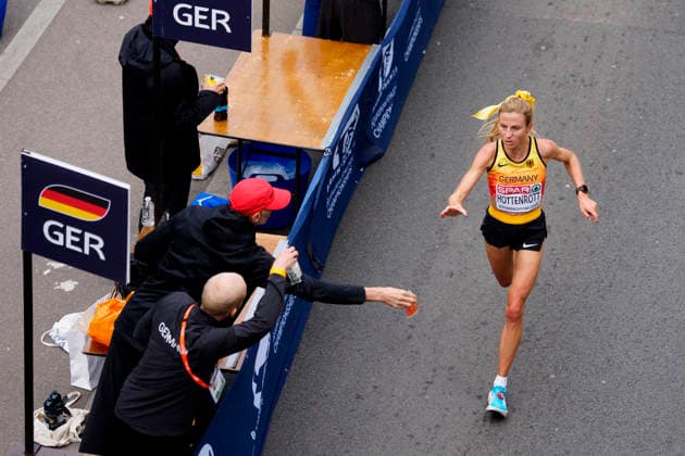 BIRMINGHAM, GREAT BRITAIN - AUGUST 16, 2026 : Laura HOTTENROTT (GER Germany) competing in the marathon during the European Athletics Championships at Alexander Stadium on August 16, 2026 in Birmingham, Great Britain. Great Britain Copyright: xLeahxKohringx