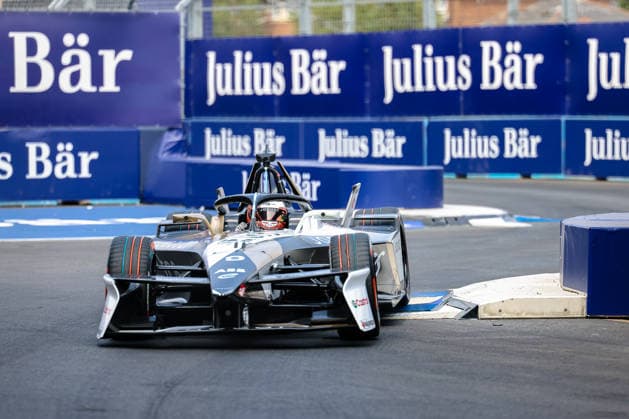 Mitch Evans (Jaguar TCS Racing, 09) während waehrend des Qualifyings, ABB FIA Formula E World Championship, WM, Weltmeisterschaft London e-Prix 2026, Vereinigtes Koenigreich, Saison 12 2025 26, Runde 17, 16.07.2026, ABB FIA Formula E World Championship, London e-Prix 2026, Vereinigtes Koenigreich, Saison 12 2025 26, Runde 17, 16.07.2026 London *** Mitch Evans, Jaguar TCS Racing, No. 09, during qualifying, ABB FIA Formula E World Championship, 2026 London e-Prix, United Kingdom, Season 12 (2025–26), Round 17, July 16, 2026, ABB FIA Formula E World Championship, London e-Prix 2026, United Kingdom, Season 12 (2025–26), Round 17, July 16, 2026, London Copyright: xEibner-Pressefoto LauraxRoemerx EP_LRR