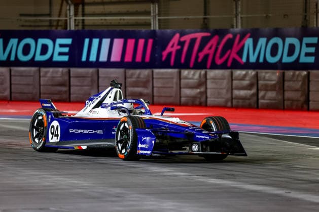 Pascal Wehrlein (Porsche Formula E Team, 94) während waehrend des Qualifyings , ABB FIA Formula E World Championship, WM, Weltmeisterschaft London e-Prix 2026, Vereinigtes Koenigreich, Saison 12 2025 26, Runde 17, 16.07.2026, ABB FIA Formula E World Championship, London e-Prix 2026, Vereinigtes Koenigreich, Saison 12 2025 26, Runde 17, 16.07.2026 London *** Pascal Wehrlein, Porsche Formula E Team, No. 94, during qualifying, ABB FIA Formula E World Championship, 2026 London e-Prix, United Kingdom, Season 12 (2025–26), Round 17, July 16, 2026, ABB FIA Formula E World Championship, 2026 London ePrix, United Kingdom, Season 12 (2025–26), Round 17, July 16, 2026, London Copyright: xEibner-Pressefoto LauraxRoemerx EP_LRR