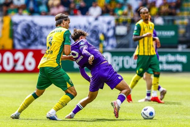 DEN HAAG , 16-08-2026 , WerkTalent Stadium , season 2026 2027 , Dutch Eredivisie football , match between ADO Den Haag and FC Groningen , picture shows ADO player Pascal Mulder , Groningen player Thom van Bergen ADO - Groningen  x205769409x Copyright: