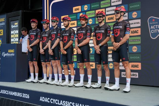 Deutschland: Hamburg - Buxtehude: ADAC Cyclassics 2026 (1.UWT), UCI Worldtour, Männer Elite, Eintages Radrennen: Teampraesentation in Buxtehude: Tudor Pro Cycling Team (PRT) *** Germany, Hamburg, Buxtehude, ADAC Cyclassics 2026, 1 UWT, UCI World Tour, Men s Elite, One-Day Cycling Race, Team Presentation in Buxtehude, Tudor Pro Cycling Team (PRT) Copyright: xStefanxTrochax