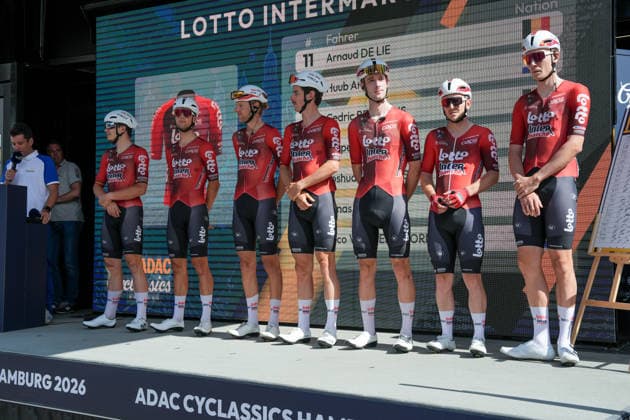 Deutschland: Hamburg - Buxtehude: ADAC Cyclassics 2026 (1.UWT), UCI Worldtour, Männer Elite, Eintages Radrennen: Teampraesentation in Buxtehude: Team Lotto Intermarche *** Germany, Hamburg, Buxtehude, ADAC Cyclassics 2026, 1 UWT, UCI World Tour, Men s Elite, One-Day Cycling Race, Team Presentation in Buxtehude, Team Lotto Intermarché Copyright: xStefanxTrochax
