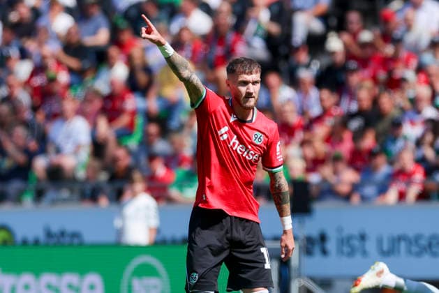 Marcel Hartel (Hannover 96) gestikuliert waehrend des Spiels der 2. Bundesliga zwischen Hannover 96 und VfL Wolfsburg, Heinz von Heiden Arena am 16. August 2026 in Hannover, Deutschland. (Foto von Marco Steinbrenner DeFodi Images) +++ Marcel Hartel (Hannover 96) gestures during the 2nd Bundesliga match between Hannover 96 and VfL Wolfsburg at Heinz von Heiden Arena on August 16, 2026 in Hanover, Germany. (Photo by Marco Steinbrenner DeFodi Images) DFB DFL REGULATIONS PROHIBIT ANY USE OF PHOTOGRAPHS AS IMAGE SEQUENCES AND OR QUASI-VIDEO. (Photo by Marco Steinbrenner DeFodi Images) - *** Marcel Hartel of Hannover 96 gestures during the 2. Bundesliga match between Hannover 96 and VfL Wolfsburg, Heinz von Heiden Arena on August 16, 2026, in Hanover, Germany. Photo by Marco Steinbrenner, DeFodi Images. Marcel Hartel of Hannover 96 gestures during the 2nd Bundesliga match between Hannover 96 and VfL Wolfsburg at Heinz von Heiden Arena on August 16, 2026 in Hanover, Germany. Photo by Marco Steinbrenner, DeFodi Images. DFB and DFL regulations prohibit any use of photographs as image sequences and or quasi-video. Photo by Marco Steinbrenner, DeFodi Images.
