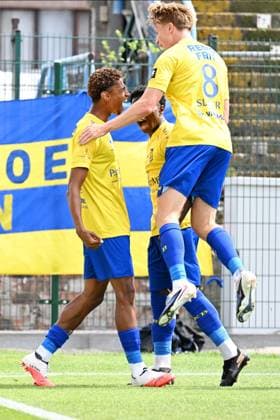 Beveren s Yoni Gomis celebrates after scoring the 1-0 goal during a soccer match between SK Beveren and Royal Sporting Club Anderlecht, Sunday 16 August 2026 in Beveren, on day 2 of the 2026-2027 Jupiler Pro League first division of the Belgian championship. MAARTENxSTRAETEMANS  x183518258x