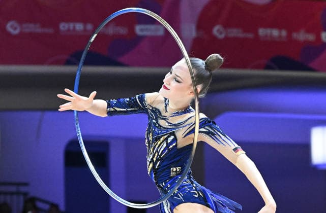 16.08.2026, xhbx, Rhythmische Sportgymnastik Weltmeisterschaft 2026, v.l. Darja Varfolomeev (Deutschland) Reifen Frankfurt am Main *** August 16, 2026, xhbx, 2026 Rhythmic Gymnastics World Championships, from left: Darja Varfolomeev (Germany), hoop, Frankfurt am Main
