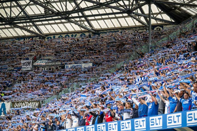 Rostock, Deutschland 16. August 2026: 3. Liga - 2026 2027 - Sp. 2 - FC Hansa Rostock gegen SV Waldhof Mannheim Im Bild: Fans von Hansa Rostock *** Rostock, Germany, August 16, 2026; 3. Liga 2026–2027, Matchday 2: FC Hansa Rostock vs. SV Waldhof Mannheim; Pictured: Hansa Rostock fans Copyright: xFotostandx xVoelkerx