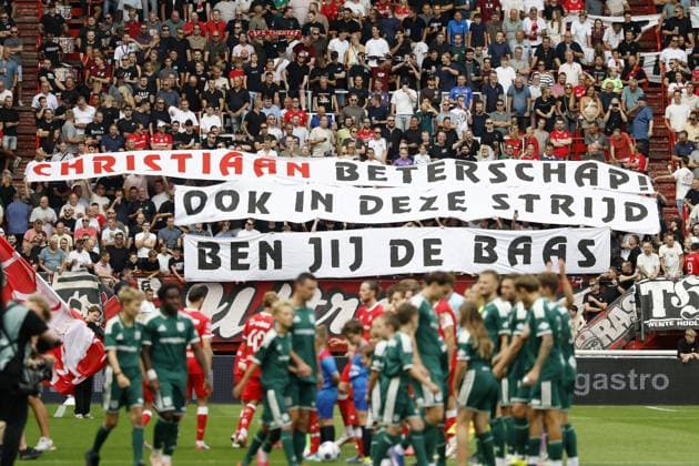 ENSCHEDE - Banner for a Twente fan during the Dutch Eredivisie match between FC Twente and PEC Zwolle at Stadion De Grolsch Veste on August 16, 2026 in Enschede, the Netherlands. VINCENT JANNINK ANP Eredivisie 2026-2027 xVIxANPxSportx xxANPxIVx 565608566 originalFilename: 565608566.jpg