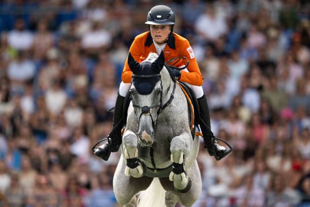 260816 Sanne de Jong of Netherlands with horse Enjoy compete in the Eventing Show Jumping Final during day 6 of the 2026 FEI World Championships on August 16, 2026 in Aachen. Photo: Emma Wallskog BILDBYRAN kod EW EW0687 ridsport equestrian rid-vm 2026 2026 fei world championships bbeng ridsport-vm fälttävlan eventing dressage dressyr *** August 16, 2026: Sanne de Jong of the Netherlands, riding Enjoy, competes in the Eventing Show Jumping Final on Day 6 of the 2026 FEI World Championships on August 16, 2026 in Aachen. Photo by Emma Wallskog. BILDBYRAN code EW EW0687 equestrian sports riding 2026 World Championships 2026 FEI World Championships bbeng equestrian sports World Championships eventing dressage  Copyright: EMMAxWALLSKOG BB260816EW024