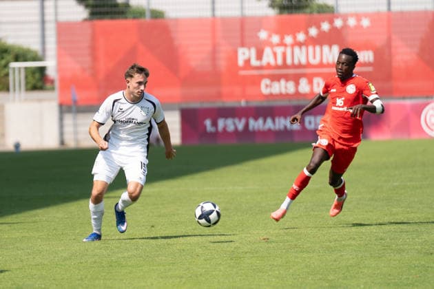 16.08.2026, xhfmx, Fussball Regionalliga Suedwest, FSV Mainz 05 U23 - FSV Frankfurt Nick Doktorczyk (FSV Frankfurt, 15) (DFL DFB REGULATIONS PROHIBIT ANY USE OF PHOTOGRAPHS as IMAGE SEQUENCES and or QUASI-VIDEO) Mainz *** August 16, 2026, xhfmx, Regionalliga Southwest soccer, FSV Mainz 05 U23 vs. FSV Frankfurt, Nick Doktorczyk (FSV Frankfurt), 15. DFL and DFB regulations prohibit any use of photographs as image sequences and or quasi-video footage in Mainz