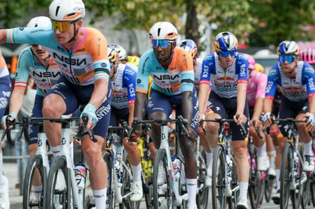 Deutschland: Hamburg - Buxtehude: ADAC Cyclassics 2026 (1.UWT), UCI Worldtour, Männer Elite, Eintages Radrennen: NSN CYCLING TEAM, BINIAM GIRMAY auf Reeperbahn *** Germany, Hamburg, Buxtehude, ADAC Cyclassics 2026, 1 UWT, UCI World Tour, Men s Elite, One-Day Cycling Race, NSN CYCLING TEAM, BINIAM GIRMAY on the Reeperbahn Copyright: xStefanxTrochax