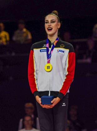 August 16, 2026, Frankfurt, Hesse, Germany: The gold medalist of Germany DARJA VARFOLOMEEV sings the German national anthem after winning the 42nd Rhythmic gymnastics, Rhythmische Sportgymnastik, RSG World Championships individual ball finals in the Festhalle in Frankfurt, Hesse, Germany on Sunday, August 16, 2026. 2026 Rhythmic Gymnastics World Championships Individual Finals  - ZUMAd168 20260816_zsp_d168_033 Copyright: xKaixDambachx