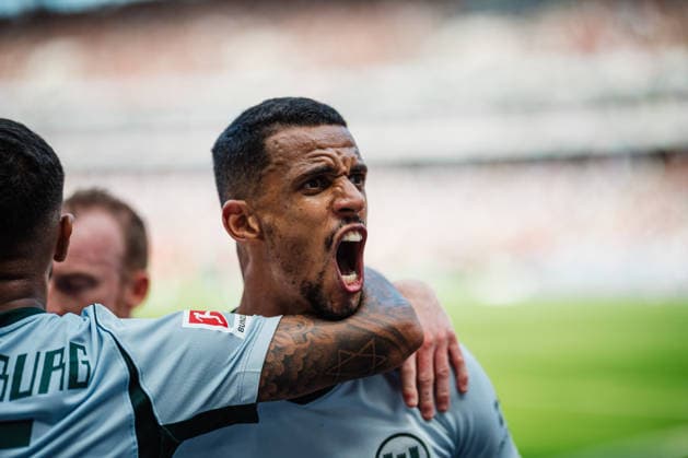 2. Bundesliga: Hannover 96 vs. VfL Wolfsburg, 16.08.2026 TOR, JUBEL nach Elfmeter durch Fabian Reese (VfL Wolfsburg, 11), hier Robert Glatzel (VfL Wolfsburg, 19); Fußball, 2. Bundesliga, 2. Spieltag: Hannover 96 vs. VfL Wolfsburg am 16.08.2026 in der Heinz von Heiden Arena, Hannover DFL REGULATIONS PROHIBIT ANY USE OF PHOTOGRAPHS AS IMAGE SEQUENCES AND OR QUASI-VIDEO. *** 2. Bundesliga: Hannover 96 vs. VfL Wolfsburg, August 16, 2026 – GOAL, CELEBRATION after a penalty kick by Fabian Reese (VfL Wolfsburg), 11, here Robert Glatzel (VfL Wolfsburg), 19 – Soccer, 2. Bundesliga, Matchday 2: Hannover 96 vs. VfL Wolfsburg on August 16, 2026, at the Heinz von Heiden Arena, Hannover. DFL regulations prohibit any use of photographs as image sequences and or quasi-video. Copyright: xBEAUTIFULxSPORTS Tonhäuserx