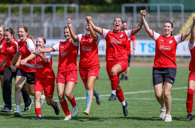 GER, Worms, Wormatia Worms vs SV Eutingen, DFB, DFB Pokal der Frauen, Fussball, Spielzeit 2026 2027, EWR-Arena, Play-offs im Bild: Der SV Eutingen besiegt Wormatia Worms 11:0 nach Toren in den DFB Pokal Playoffs und feiert den Einzug in den DFB Pokal der Frauen, Jubel, Freude und Emotionen DFB DFL REGULATIONS PROHIBIT ANY USE OF PHOTOGRAPHS AS IMAGE SEQUENCES AND OR QUASI-VIDEO, 16.08.2026 *** GER, Worms, Wormatia Worms vs. SV Eutingen, DFB, DFB Women s Cup, Soccer, 2026–2027 Season, EWR Arena, Playoffs in Pictures: SV Eutingen defeats Wormatia Worms 11–0 with goals in the DFB Cup playoffs and celebrates advancing to the DFB Women’s Cup, Jubilation, joy, and emotion. DFB and DFL regulations prohibit any use of photographs as image sequences and or quasi-video. August 16, 2026 Copyright: HMBxMedia HendrikxHamelau