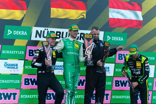 Nürburg, Deutschland 15.- 16. August 2026: DTM - 2026 - Nürburgring - Rennen Im Bild: die drei Erstplatzierten v.li. Tom Kalender (GER 84), Marco Wittmann (GER 11) und Thomas Preining (AUT 91) *** Nürburg, Germany, August 15–16, 2026, 2026 DTM Nürburgring Race. Pictured are the top three finishers, from left: Tom Kalender (GER 84), Marco Wittmann (GER 11), and Thomas Preining (AUT 91) Copyright: xFotostandx xManfredxStiebertx