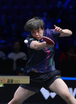 (260816) -- MALMO, Aug. 16, 2026 -- Wang Yidi of China hits a return to Harimoto Miwa of Japan during the women s singles semifinal match at the WTT Europe Smash Sweden 2026 in Malmo, Sweden, Aug. 16, 2026. ) (SP)SWEDEN-MALMO Table tennis, Tischtennis WTT EUROPE SMASH 2026-WOMEN SINGLES WengxXinyang 