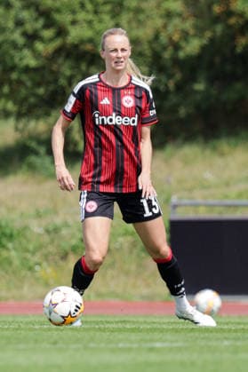 16.08.2026, xgrfx, Fussball Testspiel Frauen , OL Lyonnes - Eintracht Frankfurt v.l. Amanda Ilestedt (Eintracht Frankfurt) (DFL DFB REGULATIONS PROHIBIT ANY USE OF PHOTOGRAPHS as IMAGE SEQUENCES and or QUASI-VIDEO) Herzogenaurach *** August 16, 2026, xgrfx, Women s Soccer Friendly Match, OL Lyonnes vs. Eintracht Frankfurt, Amanda Ilestedt, Eintracht Frankfurt, DFL, DFB. REGULATIONS PROHIBIT ANY USE OF PHOTOGRAPHS AS IMAGE SEQUENCES AND OR QUASI-VIDEO. Herzogenaurach