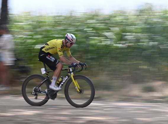 Belgian Wout van Aert of Team Visma-Lease a Bike pictured during the elite race at the Belgian Gravel Championships, Sunday 16 August 2026 in Grobbendonk. ELIASxROM  x0864196550stx
