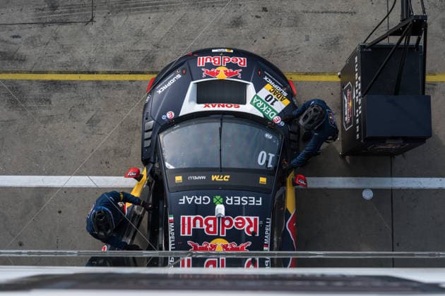 16.08.2026, GER, Motorsport, ADAC DTM, Saison 2026, Nürburgring Marco Mapelli ( Italien, Team Abt Sportsline Redbull, Lamborghini Temerario GT3, 10 ) in der Boxengasse beim Sonntagsrennen DTM am Nürburgring Nürburg Nürburgring Rheinland-Pfalz Deutschland *** August 16, 2026, GER, Motorsports, ADAC DTM, 2026 Season, Nürburgring, Marco Mapelli (Italy), Team Abt Sportsline Red Bull, Lamborghini Temerario GT3, 10th in the pit lane during Sunday’s DTM race at the Nürburgring, Nürburg, Nürburgring, Rhineland-Palatinate, Germany Copyright: xnordphotoxGmbHx xKnabx