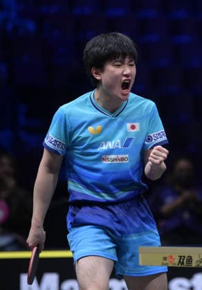 (260816) -- MALMO, Aug. 16, 2026 -- Harimoto Tomokazu celebrates scoring during the men s singles semifinal match between Harimoto Tomokazu of Japan and Matsushima Sora of Japan at the WTT Europe Smash Sweden 2026 in Malmo, Sweden, Aug. 16, 2026. ) (SP)SWEDEN-MALMO Table tennis, Tischtennis WTT EUROPE SMASH 2026-MEN S SINGLES WengxXinyang 