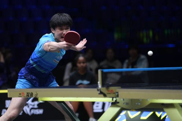 (260816) -- MALMO, Aug. 16, 2026 -- Harimoto Tomokazu hits a return during the men s singles semifinal match between Harimoto Tomokazu of Japan and Matsushima Sora of Japan at the WTT Europe Smash Sweden 2026 in Malmo, Sweden, Aug. 16, 2026. ) (SP)SWEDEN-MALMO Table tennis, Tischtennis WTT EUROPE SMASH 2026-MEN S SINGLES WengxXinyang 