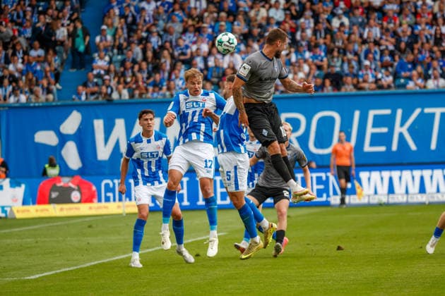 vorn v.l. Florian Carstens (Rostock) , Marco Schuster (Rostock) und Julian Ulbricht (Waldhof) ; GER, FC Hansa Rostock vs. SV Waldhof Mannheim, Fußball, Männer, 3.Liga, 02.Spieltag, Spielzeit 2026 2027, 16.08.2026 Rostock Ostseestadion Mecklenburg - Vorpommern Deutschland *** Front row, from left: Florian Carstens (Rostock), Marco Schuster (Rostock), and Julian Ulbricht (Waldhof, GER); FC Hansa Rostock vs. SV Waldhof Mannheim; Soccer; Men; 3rd Division; Matchday 2; 2026–2027 season; August 16, 2026, Rostock Ostseestadion, Mecklenburg-Western Pomerania, Germany