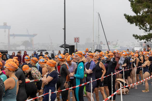 16.08.2026 USC Kiel 37. KN Förde Triathlon 2026 Sprinttriathlon Gruppe 1 (alle Frauen) Schwimmen Kiel Reventlouwiese Schleswig Holstein Deutschland *** August 16, 2026 USC Kiel 37 KN Förde Triathlon 2026 Sprint Triathlon Group 1 All Women Swimming Kiel Reventlouwiese Schleswig-Holstein Germany