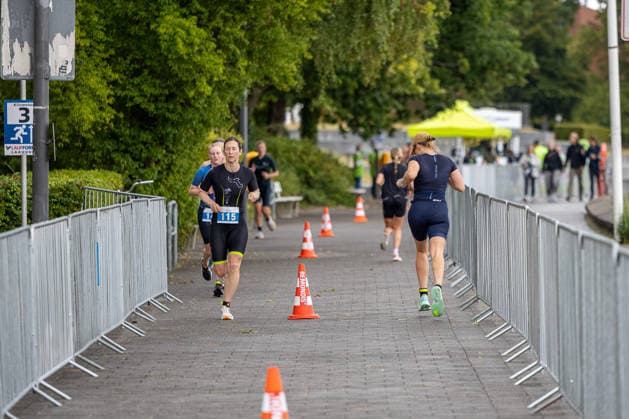 16.08.2026 USC Kiel 37. KN Förde Triathlon 2026 Sprinttriathlon Gruppe 1 (alle Frauen) Laufen Kiel Reventlouwiese Schleswig Holstein Deutschland *** August 16, 2026 USC Kiel 37 KN Förde Triathlon 2026 Sprint Triathlon Group 1 All Women Running Kiel Reventlouwiese Schleswig-Holstein Germany