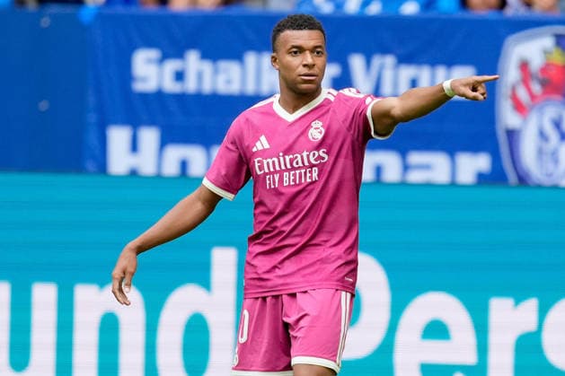 Kylian Mbappe (Real Madrid CF) gestures during the during the Pre-Season Friendly match between FC Schalke 04 and Real Madrid at Veltins Arena on August 16, 2026 in Gelsenkirchen, Germany. (Photo by Alex Gottschalk DeFodi Images) - *** Kylian Mbappé of Real Madrid CF gestures during the preseason friendly match between FC Schalke 04 and Real Madrid at Veltins Arena on August 16, 2026, in Gelsenkirchen, Germany. Photo by Alex Gottschalk, DeFodi Images