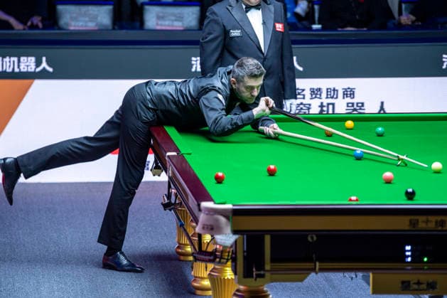 (260816) -- TAIYUAN, Aug. 16, 2026 -- Mark Selby competes during the final match between Mark Selby of England and Noppon Saengkham of Thailand at China Open 2026 snooker tournament in Taiyuan, north China s Shanxi Province, Aug. 16, 2026. ) (SP)CHINA-TAIYUAN-SNOOKER-CHINA OPEN-FINAL CaoxYang 