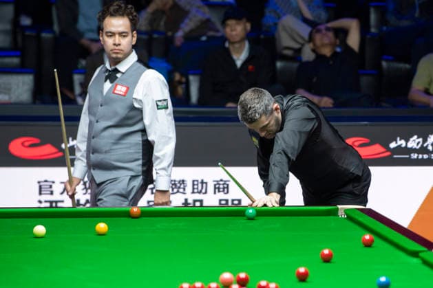 (260816) -- TAIYUAN, Aug. 16, 2026 -- Mark Selby (R) of England and Noppon Saengkham of Thailand compete during the final match at China Open 2026 snooker tournament in Taiyuan, north China s Shanxi Province, Aug. 16, 2026. ) (SP)CHINA-TAIYUAN-SNOOKER-CHINA OPEN-FINAL CaoxYang 