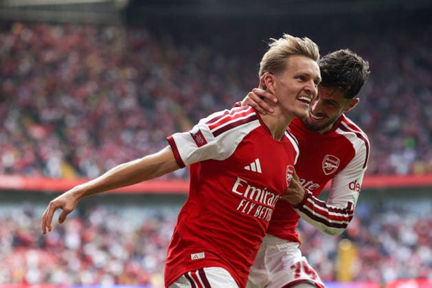 Community Shield 2026 16 August 2026, Cardiff - Community Shield 2026 Football - Arsenal v Manchester City - Martin Odegaard of Arsenal celebrates their third goal with Kai Havertz of Arsenal - Photo: Charlotte Wilson Offside. Cardiff UK *** Community Shield 2026, 16. August 2026, Cardiff – Community Shield 2026, Fußball: Arsenal gegen Manchester City – Martin Odegaard von Arsenal feiert das dritte Tor gemeinsam mit Kai Havertz von Arsenal. Foto: Charlotte Wilson, Abseits, Cardiff, Großbritannien  Copyright: xCharlottexWilsonx xOffsidexOffside