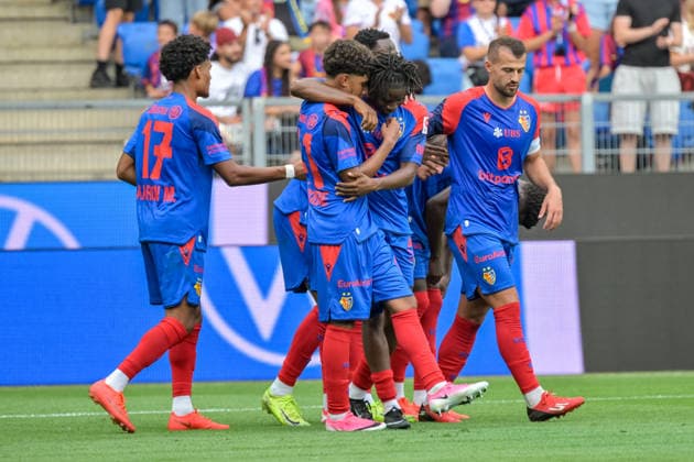 Jubel zum Tor zum 1:1 durch Jean Doucoure (FC Basel, 41) GER, FC Basel vs FC Barcelona, Barca Fussball, Testspiel, Saison 2026 2027, 16.08.2026 GER, FC Basel vs FC Barcelona, Fussball, Testspiel, Saison 2026 2027, 16.08.2026 Basel *** Celebration of Jean Doucoure s goal to tie the score at 1–1, FC Basel, 41 GER, FC Basel vs. FC Barcelona, soccer, friendly match, 2026–2027 season, August 16, 2026 GER, FC Basel vs. FC Barcelona, soccer, friendly match, 2026–2027 season, August 16, 2026 Basel Copyright: xEibner-Pressefotox EP_THS