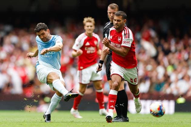Mateo Kovacic of Manchester City takes a shot Arsenal v Manchester City, FA Community Shield, Principality Stadium, Cardiff, UK - 16 Aug 2026Cardiff Principality Stadium United Kingdom EDITORIAL USE ONLY No use with unauthorised audio, video, data, fixture lists, club league logos or live services. Online in-match use limited to 120 images, no video emulation. No use in betting, games or single club league player publications.  Copyright: xMattxImpey Shutterstockx 17096419df