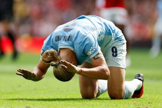 Erling Haaland of Manchester City shows frustration Arsenal v Manchester City, FA Community Shield, Principality Stadium, Cardiff, UK - 16 Aug 2026Cardiff Principality Stadium United Kingdom EDITORIAL USE ONLY No use with unauthorised audio, video, data, fixture lists, club league logos or live services. Online in-match use limited to 120 images, no video emulation. No use in betting, games or single club league player publications.  Copyright: xMattxImpey Shutterstockx 17096419cy