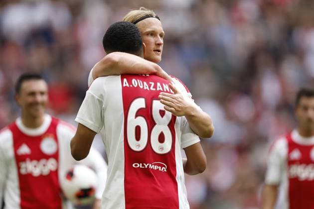AMSTERDAM - (lr) Abdallah Ouazane of AFC Ajax and Kasper Dolberg of AFC Ajax celebrate the 2-0 during the Dutch Eredivisie match between AFC Ajax and SC Heerenveen at the Johan Cruijff ArenA on August 16, 2026 in Amsterdam, the Netherlands. MAURICE VAN STEEN ANP Eredivisie 2026-2027 xVIxANPxSportx xMauricexvanxSteenxIVx 565620811 originalFilename: 565620811.jpg