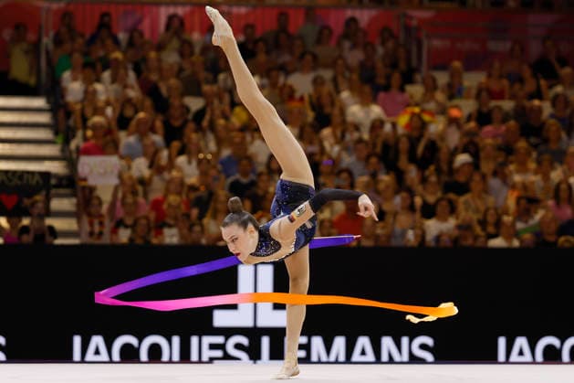 Darja Varfolomeev (GER) mit dem Band im Finale Band bei der Rhythmischen Sportgymnastik-Weltmeisterschaft 2026 in Frankfurt am Main, Deutschland, am 16. August 2026. Varfolomeev gewinnt Gold. Darja Varfolomeev (GER) with the ribbon during the ribbon final at the Rhythmic gymnastics, Rhythmische Sportgymnastik, RSG World Championships 2026 in Frankfurt am Main, Germany, on August 16, 2026. Varfolomeev wins gold. *** Darja Varfolomeev (GER) with the ribbon in the ribbon final at the 2026 Rhythmic Gymnastics World Championships in Frankfurt am Main, Germany, on August 16, 2026. Varfolomeev wins gold. Darja Varfolomeev (GER) with the ribbon during the ribbon final at the 2026 Rhythmic Gymnastics World Championships in Frankfurt am Main, Germany, on August 16, 2026. Varfolomeev wins gold. Copyright: HMBxMedia xHeikoxBecker