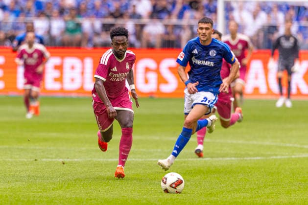 15.08.2026, Fussball, Testspiel FC Schalke 04 - Real Madrid CF. v. l. Vinicius Junior (Real Madrid CF), Dejan Ljubicic (FC Schalke 04). Gelsenkirchen Veltins Arena NRW Deutschland xRHR-FOTO DEx *** August 15, 2026, Soccer, Friendly Match: FC Schalke 04 vs. Real Madrid CF, featuring Vinicius Junior (Real Madrid CF) and Dejan Ljubicic (FC Schalke 04), Gelsenkirchen, Veltins Arena, North Rhine-Westphalia, Germany, xRHR, PHOTO DEx Copyright: DennisxEwert RHR-FOTOx RHR-FOTO DE