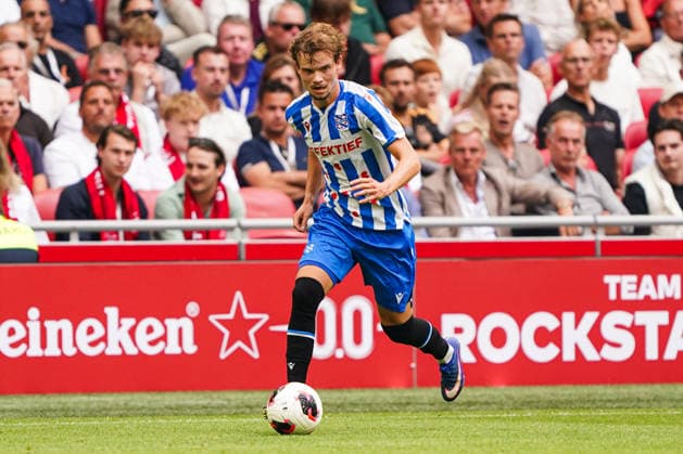 2026-08-16 AFC Ajax v sc Heerenveen - Dutch Vrienden Loterij Eredivsie AMSTERDAM, NETHERLANDS - AUGUST 16: Jacob Trenskow of sc Heerenveen runs with the ball during a Dutch Vrienden Loterij Eredivsie at Johan Cruijff ArenA on August 16, 2026 in Amsterdam, Netherlands. Amsterdam Johan Cruijff ArenA Netherlands Content not available for redistribution in The Netherlands directly or indirectly through any third parties. Copyright: xAndrexWeeningx
