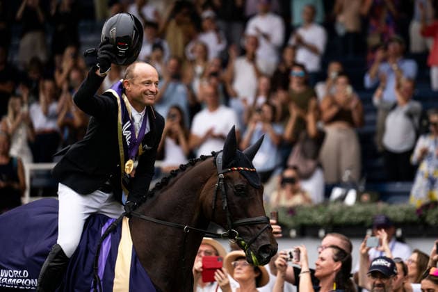 260816 Michael Jung of Germany with horse fischerChipmunk celebrates after winning gold in the Eventing Show Jumping Final during day 6 of the 2026 FEI World Championships on August 16, 2026 in Aachen. Photo: Emma Wallskog BILDBYRAN kod EW EW0687 ridsport equestrian rid-vm 2026 2026 fei world championships bbeng ridsport-vm fälttävlan eventing jubel *** August 16, 2026: Michael Jung of Germany, riding fischerChipmunk, celebrates after winning gold in the Eventing Show Jumping Final on Day 6 of the 2026 FEI World Championships on August 16, 2026 in Aachen. Photo by Emma Wallskog. BILDBYRAN code EW EW0687. equestrian sports, riding, 2026 World Championships, 2026 FEI World Championships, BBENG, equestrian sports, World Championships, eventing, celebration  Copyright: EMMAxWALLSKOG BB260816EW051