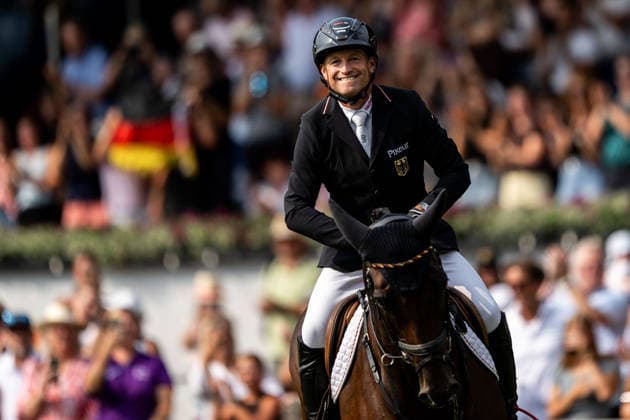 260816 Michael Jung of Germany with horse fischerChipmunk compete in the Eventing Show Jumping Final during day 6 of the 2026 FEI World Championships on August 16, 2026 in Aachen. Photo: Emma Wallskog BILDBYRAN kod EW EW0687 ridsport equestrian rid-vm 2026 2026 fei world championships bbeng ridsport-vm fälttävlan eventing jubel *** August 16, 2026: Michael Jung of Germany, riding his horse fischerChipmunk, competes in the Eventing Show Jumping Final on Day 6 of the 2026 FEI World Championships on August 16, 2026 in Aachen. Photo by Emma Wallskog, BILDBYRAN, code EW EW0687. equestrian sports, riding, 2026 World Championships, 2026 FEI World Championships, BBENG, equestrian sports, World Championships, eventing, celebration  Copyright: EMMAxWALLSKOG BB260816EW052