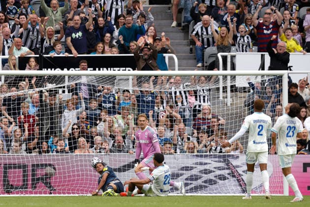 Newcastle United v RC Strasbourg, Pre-Season Friendly William Osula of Newcastle United scores his sides first goal of the match 1-0 during the Newcastle United v RC Strasbourg Pre-Season Friendly match at St. James Park, Newcastle Upon Tyne, England on 16 August 2026 Credit: Craig Cowan Every Second Media Editorial use only. All images are copyright Every Second Media Limited. No images may be reproduced without prior permission. Copyright: xIMAGO EveryxSecondxMediax ESM-2095-0017 CraigxCowanx xEveryxSecondxMediax